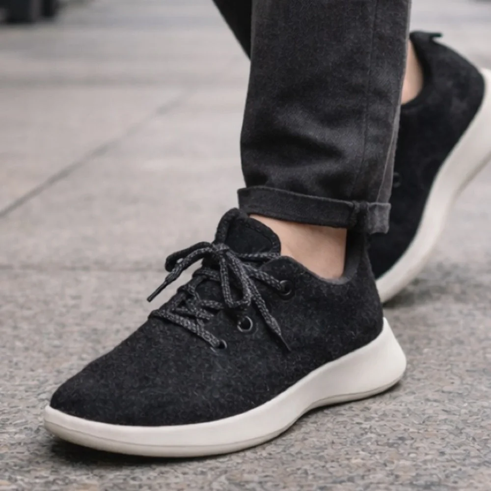 Allbirds Wool Runners Black Lace-Up Sneakers Size 9 M Lightweight Comfort